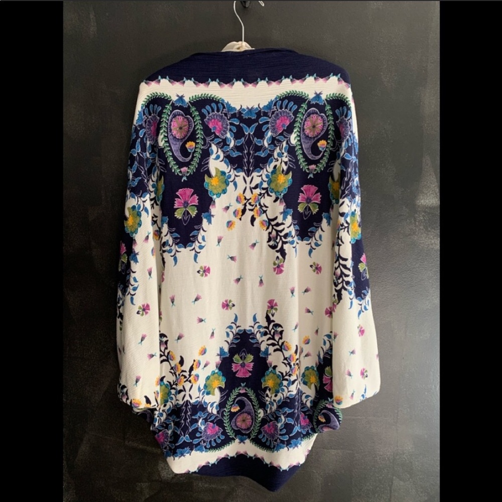 Anthropologie printed kimono border print